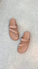 Alima Slide - Clay