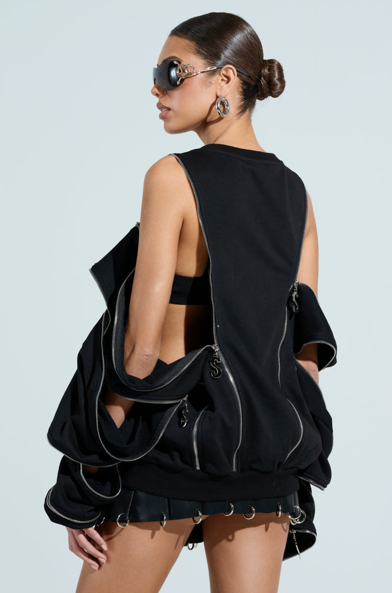 UNZIP ME SWEATSHIRT