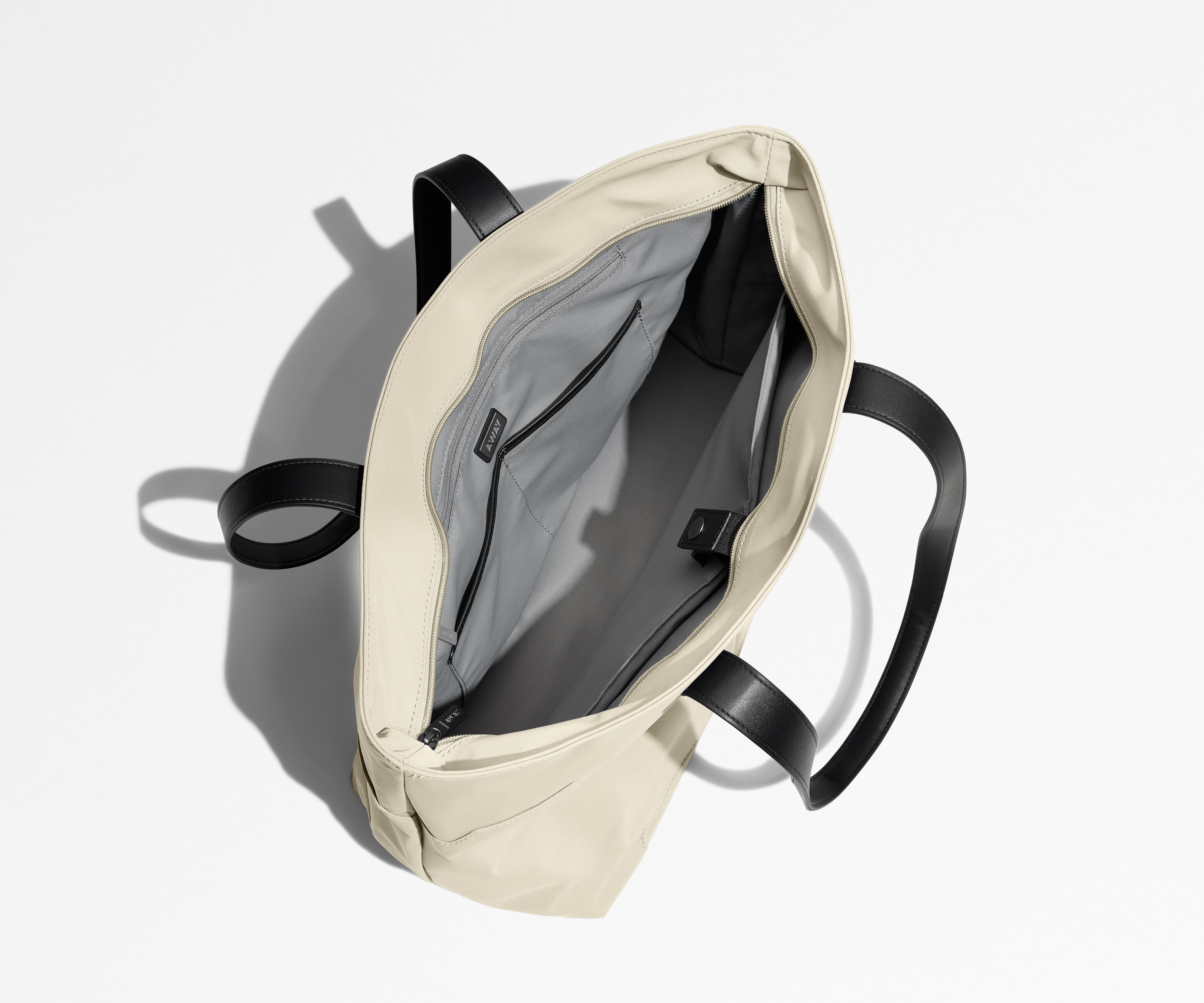 The Everywhere Tote in Salt White