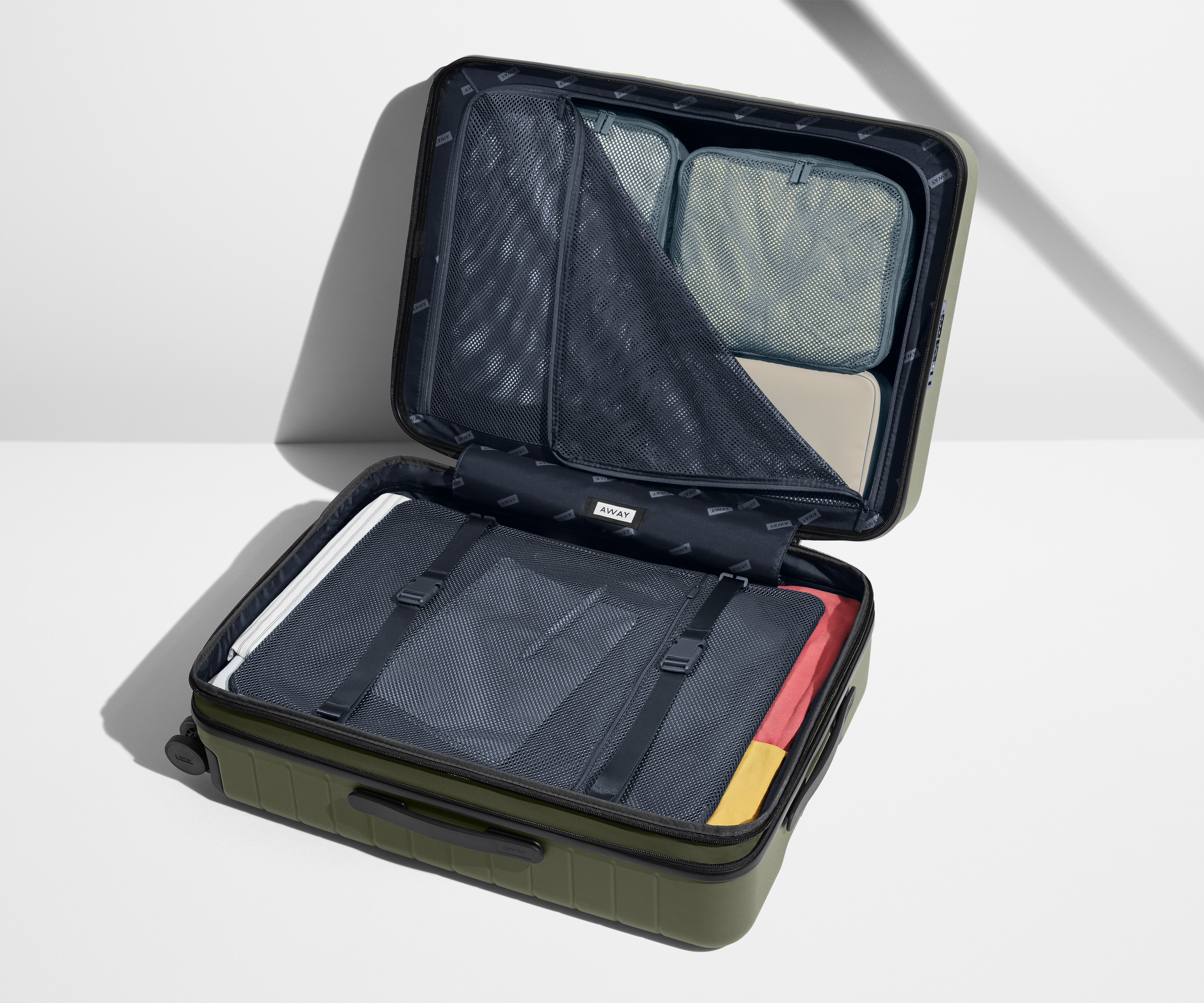 The Medium Flex in Olive Green